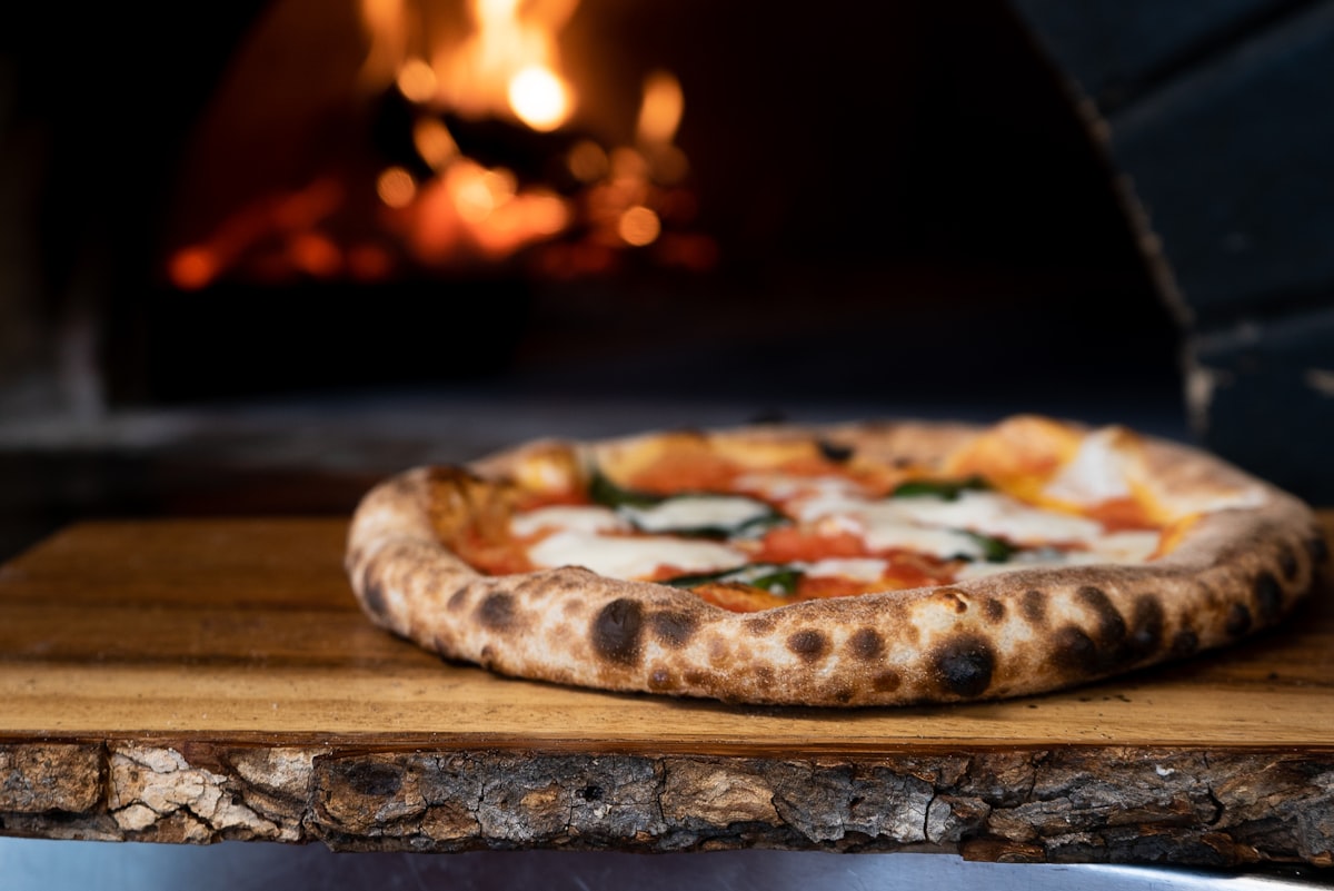 Frische Döner und Pizza aus dem Steinofen